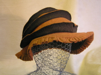 Nel Tip handgemaakte hoed - zwart en bruin, wol